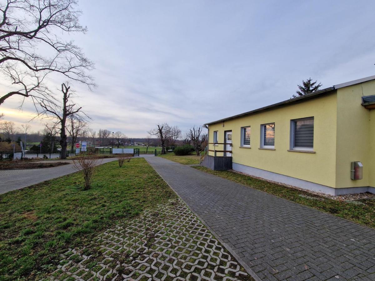 Gaestewohnung Heinrich Heine Schule Bad Dürrenberg Dış mekan fotoğraf